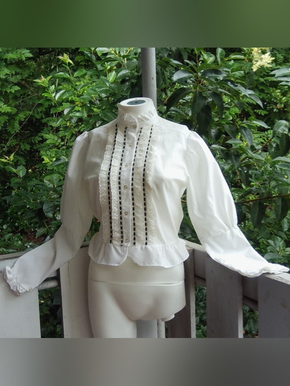 Vintage 70s 80s Ruffles lace Cottagecore Prairie Peplum Top